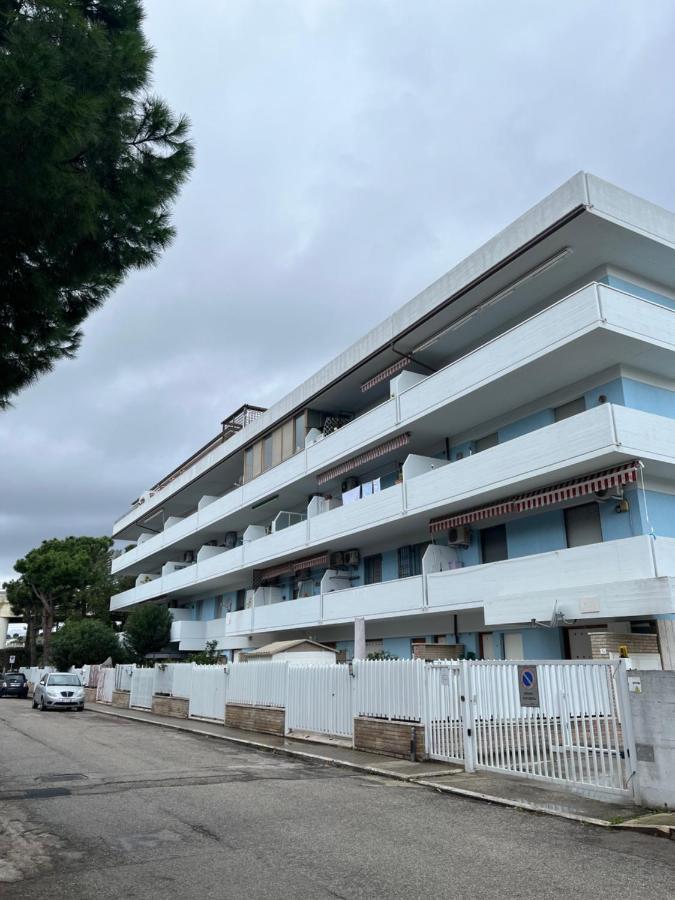 Bomboniera A Due Passi Dal Mare-Fh Apartment San Benedetto del Tronto Bagian luar foto